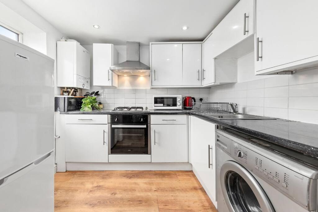 1Br Modern Flat On Edgware Rd Ed3 Leilighet London Eksteriør bilde